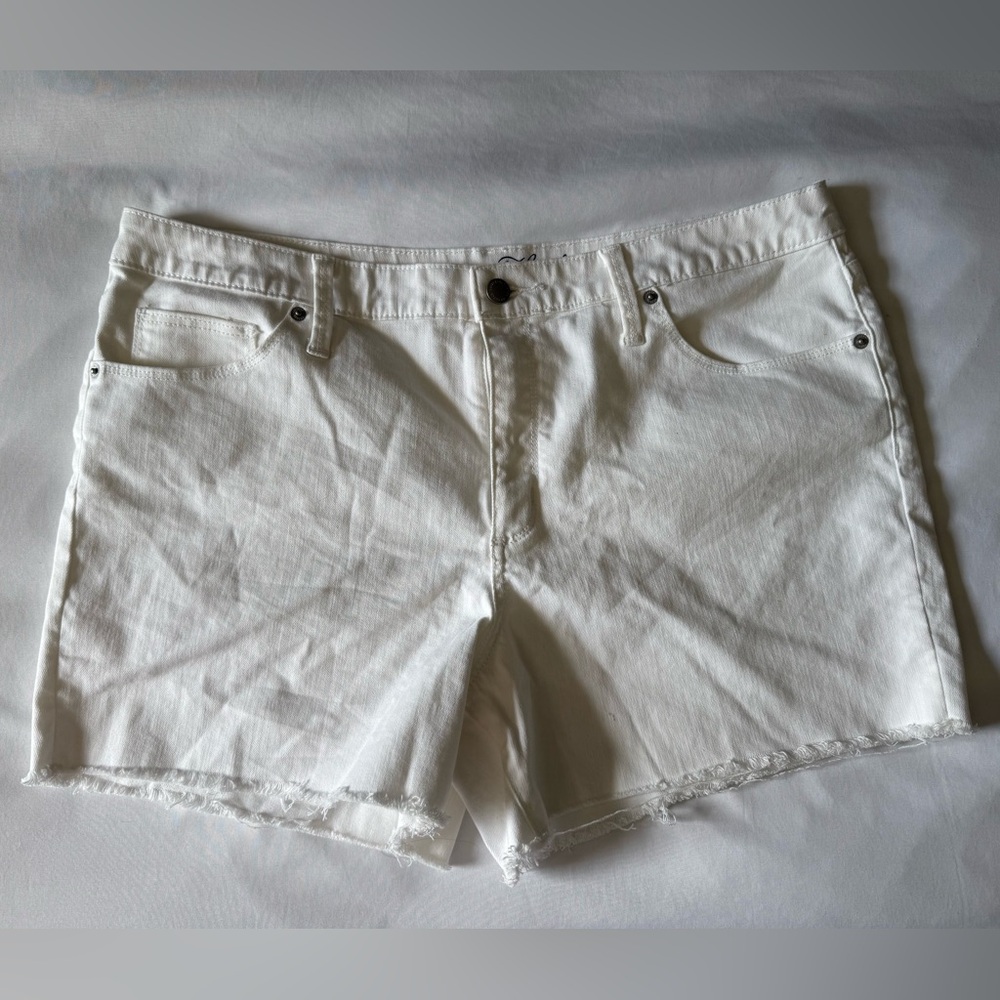 Universal Thread White Denim Shorts
